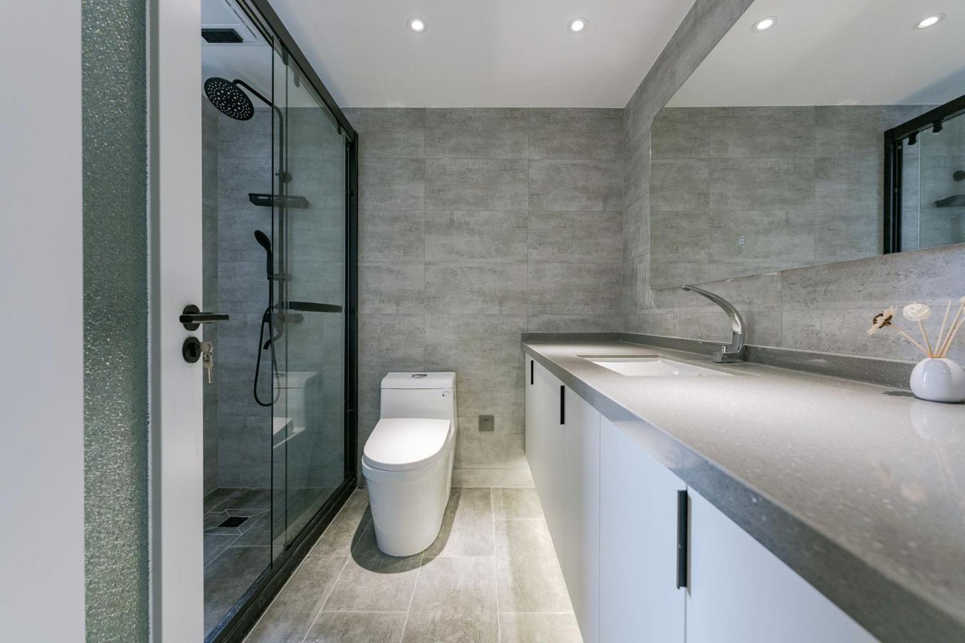 Apartamento Eastern Hub - Zhongshan Park Metro Station 50m, Modern Light Three-bedroom *